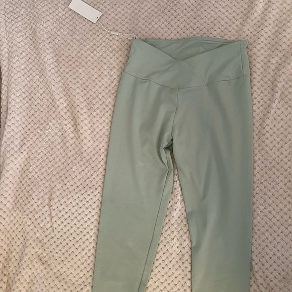 Saski Collection - Picture 2 of 3